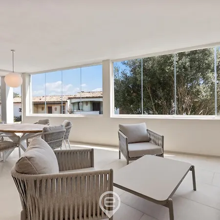 Estay - Luxury Ginevra 3 קניגיונה