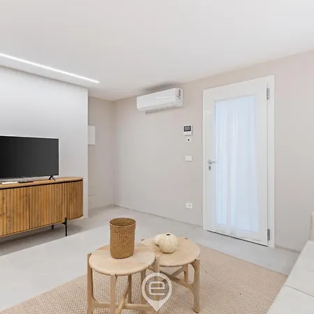 Estay - Luxury Ginevra 3 דירה